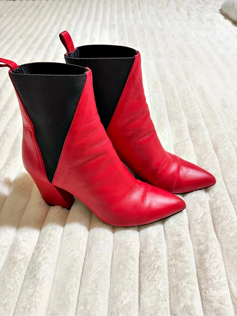 Aska genuine leather Red Pointed-Toe Heeled Ankle Boots EU 38/7.5